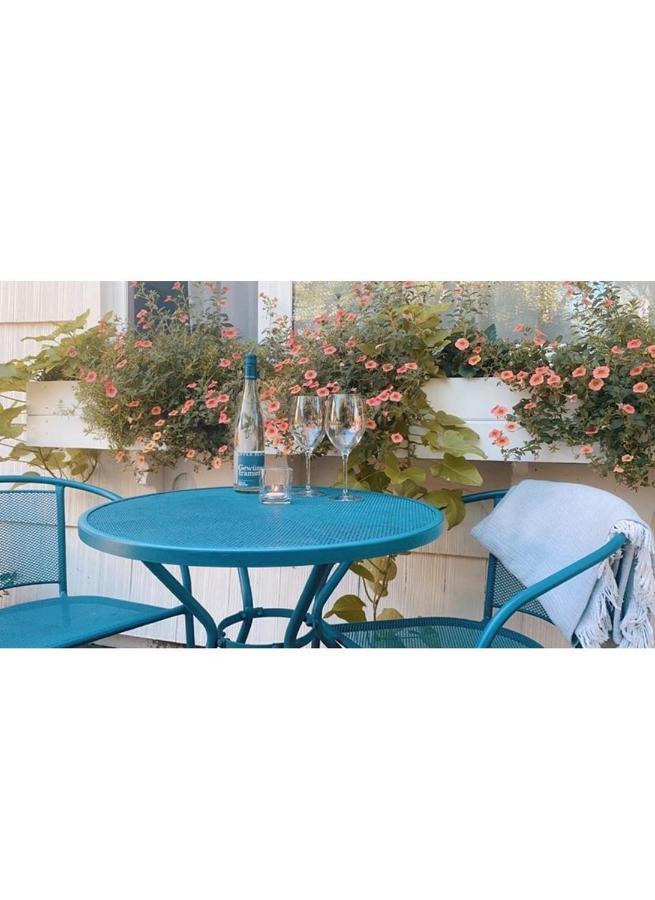 נרמטה The Village Motel מראה חיצוני תמונה